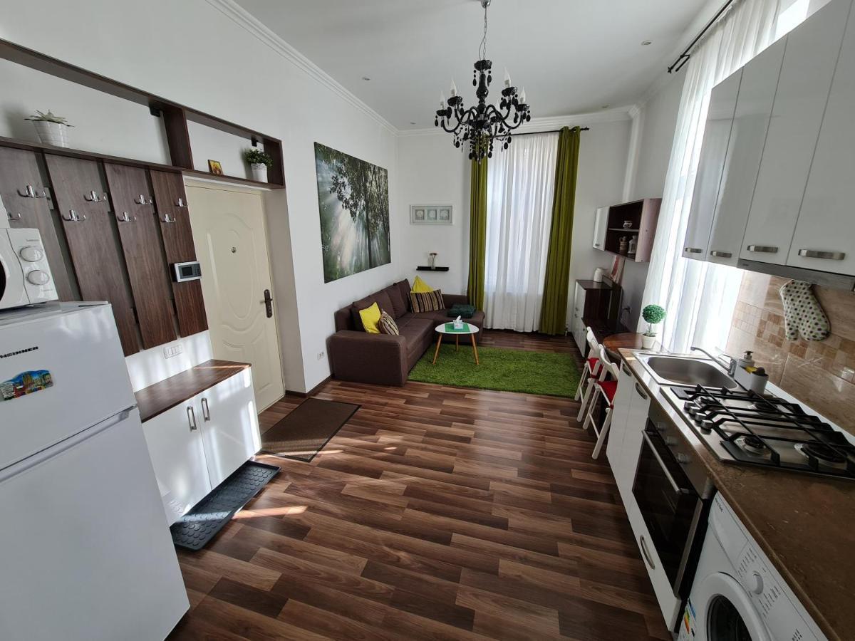 Downtown Central University Apartament - Cal1 Bucharest Exterior photo